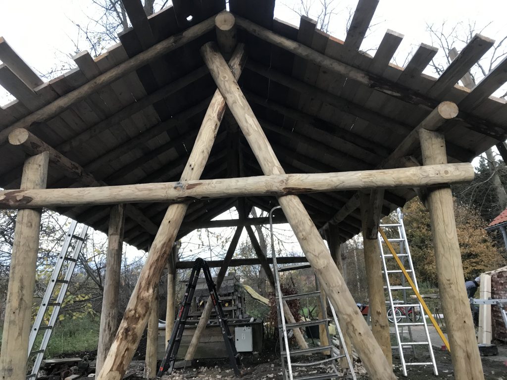 Roundwood bakhuisje